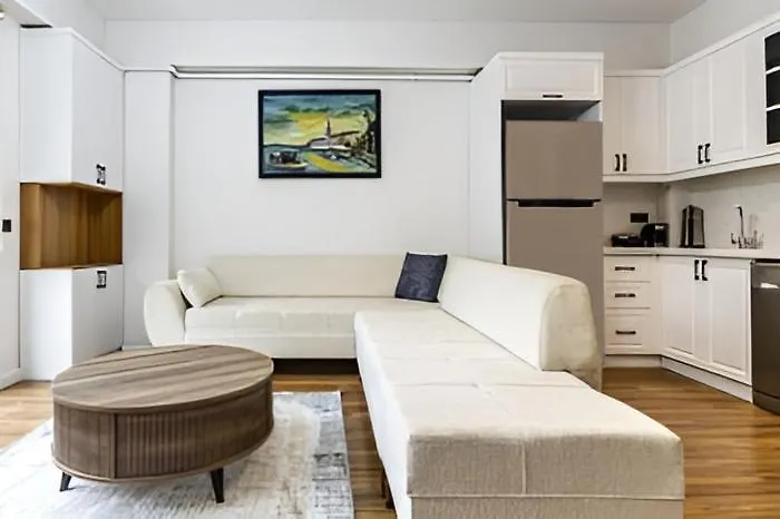 Hearth Of Downtowm, Luxury 3 New Apartments イスタンブール